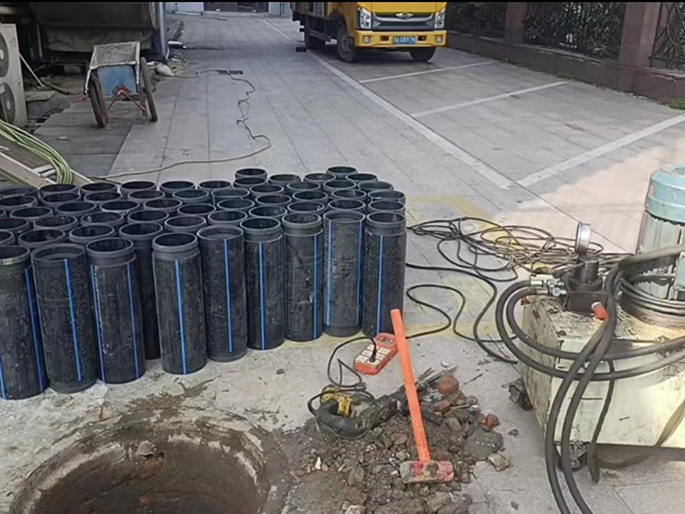 泰宁PE置换管厂家 DN315置换管 非开挖管短管置换